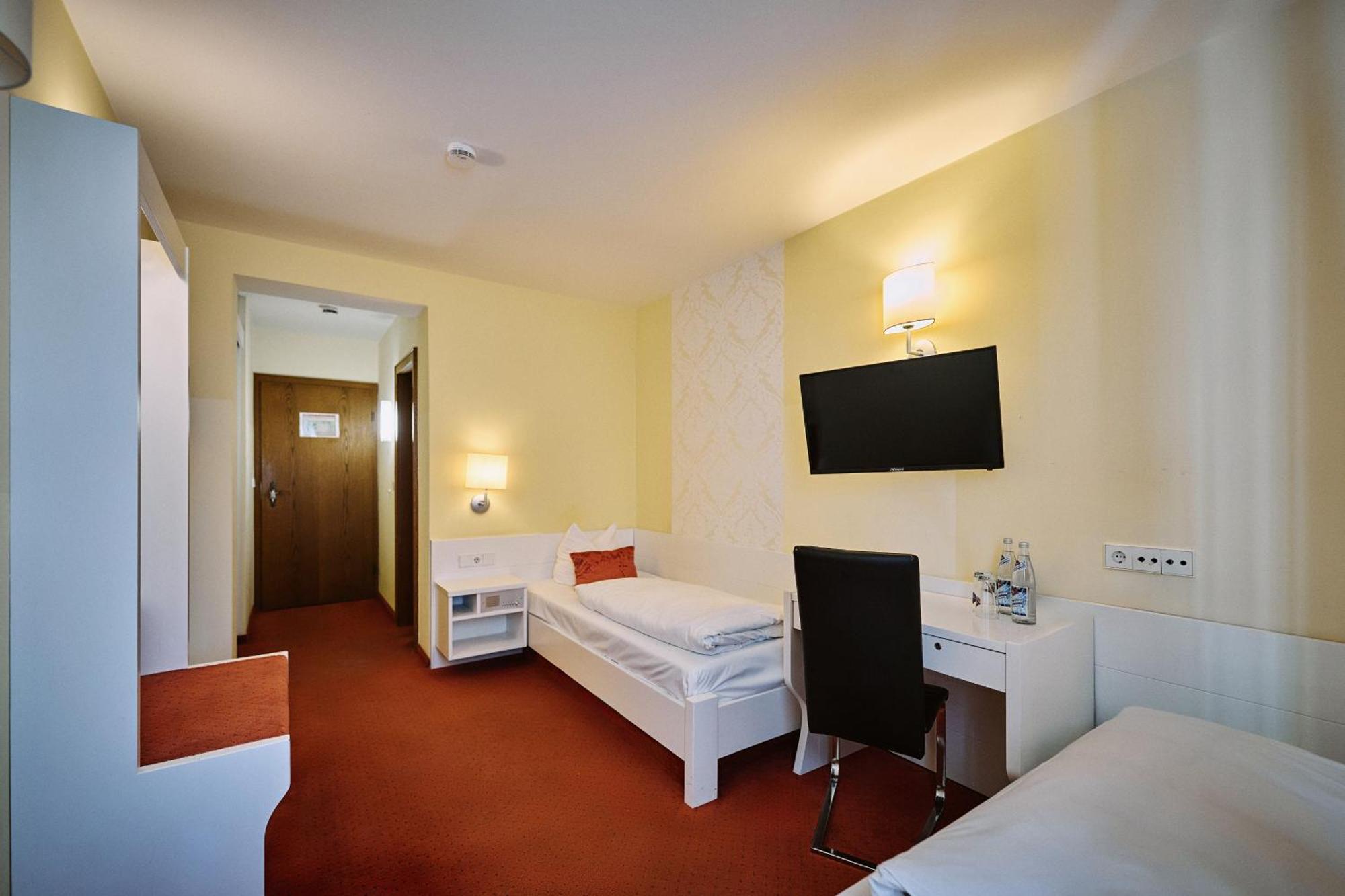 Herdegen - Self Check-in Hotel